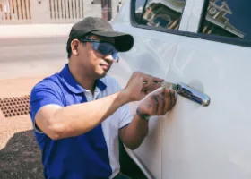 Car Locksmith in Moorpark, CA